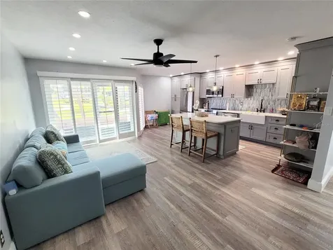 1005 S Bayshore Boulevard Safety Harbor FL 34695