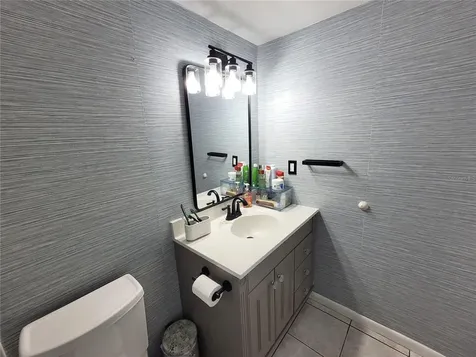 1005 S Bayshore Boulevard Safety Harbor FL 34695