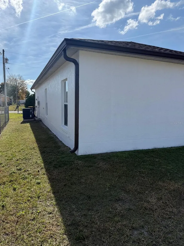 315 Edgewood Court Kissimmee FL 34759