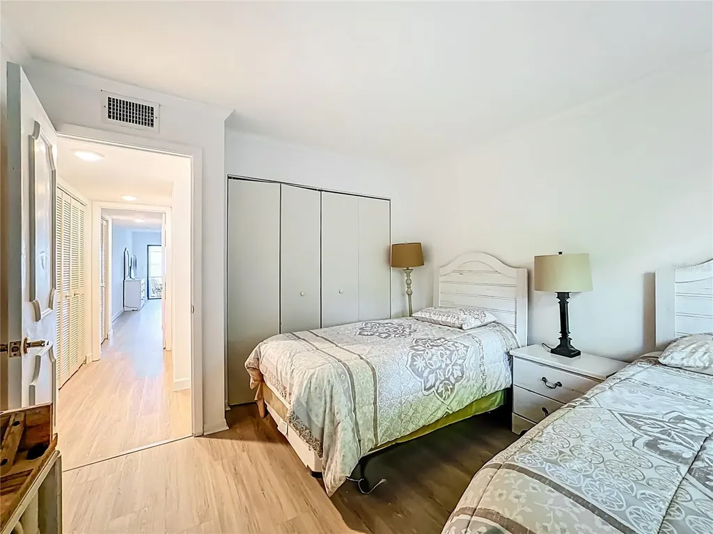 1511 Pelican Point Drive Sarasota FL 34231