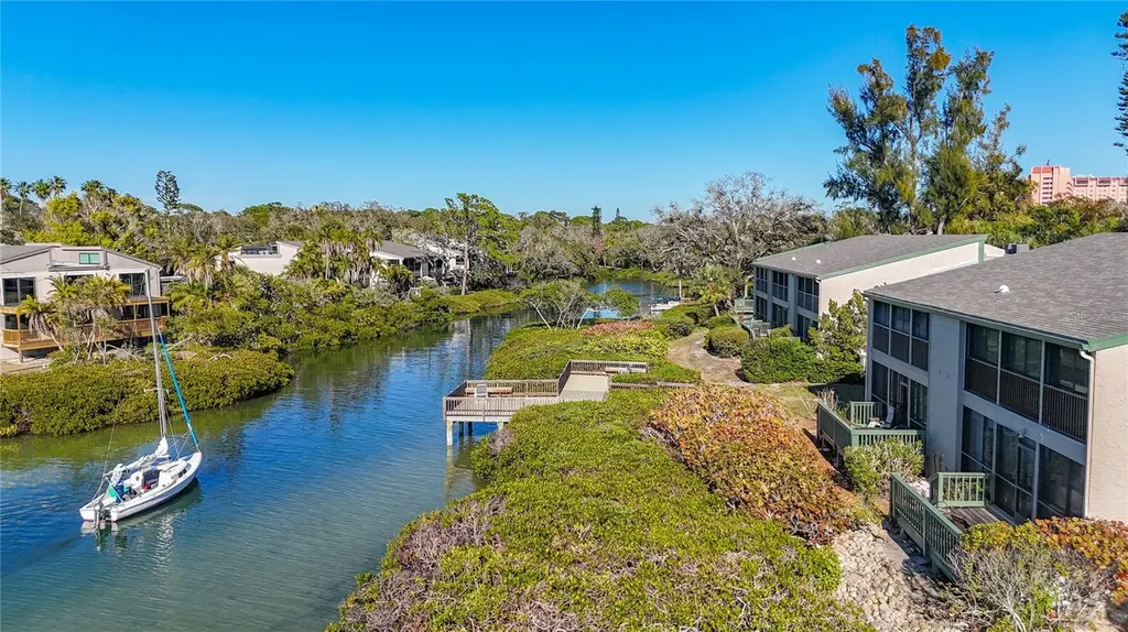 1511 Pelican Point Drive Sarasota FL 34231