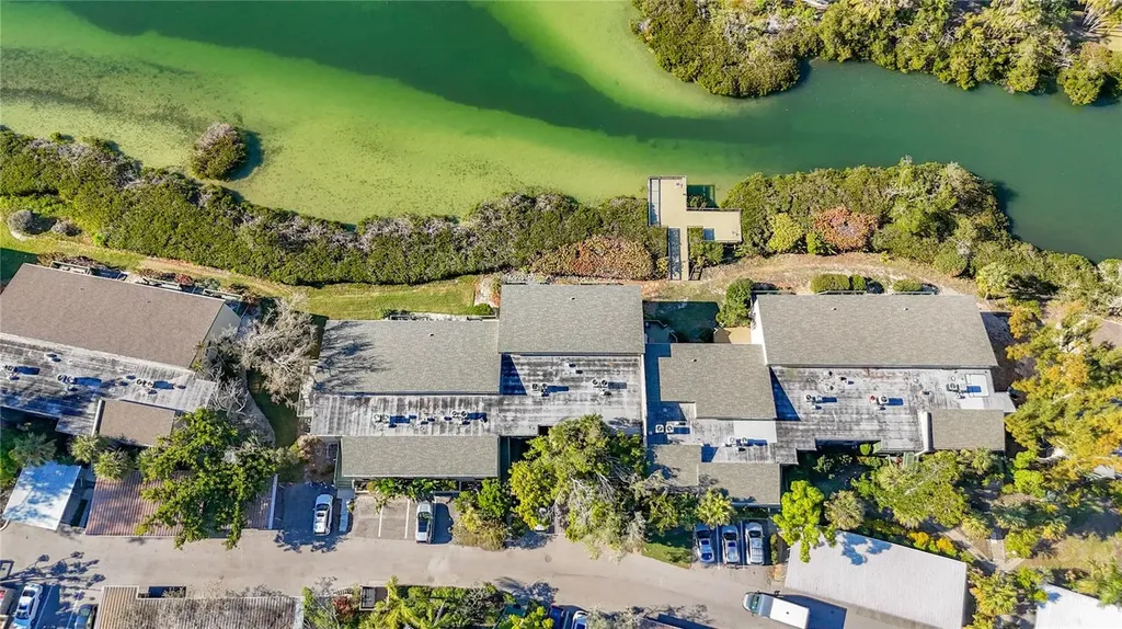 1511 Pelican Point Drive Sarasota FL 34231