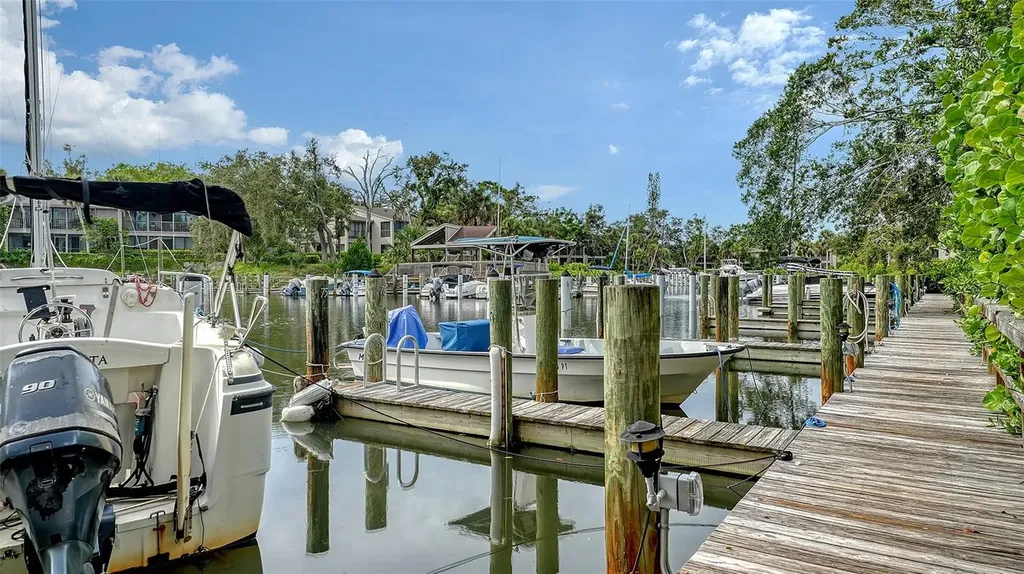 1511 Pelican Point Drive Sarasota FL 34231