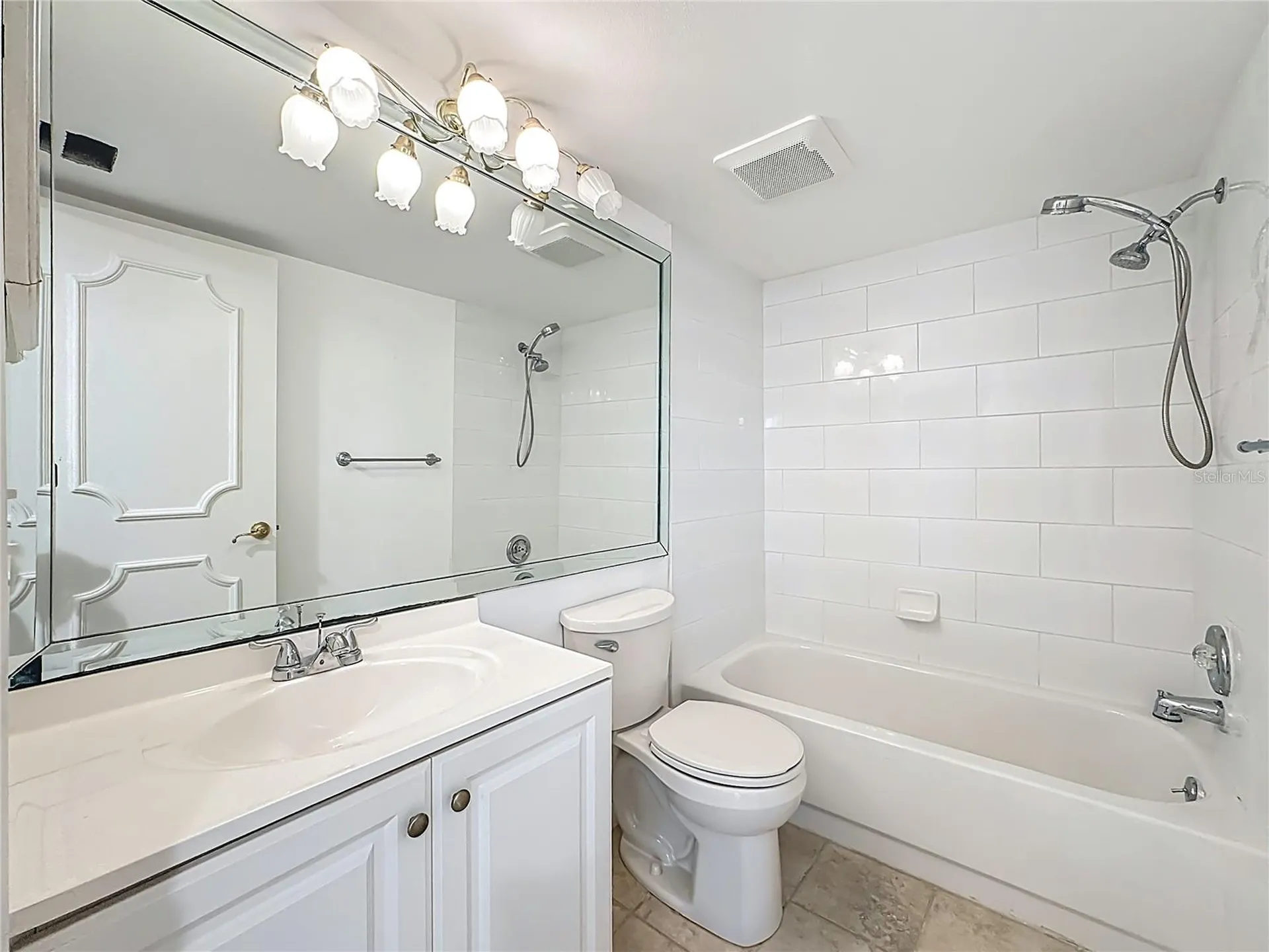 1511 Pelican Point Drive Sarasota FL 34231