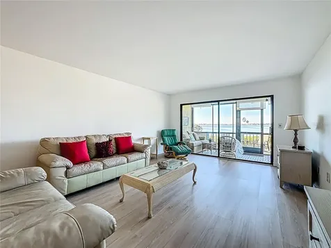 1511 Pelican Point Drive Sarasota FL 34231