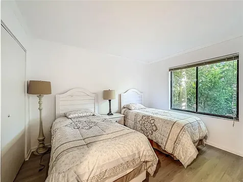 1511 Pelican Point Drive Sarasota FL 34231