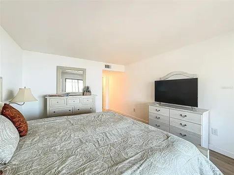 1511 Pelican Point Drive Sarasota FL 34231