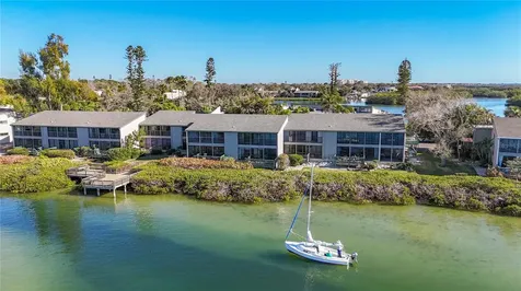 1511 Pelican Point Drive Sarasota FL 34231