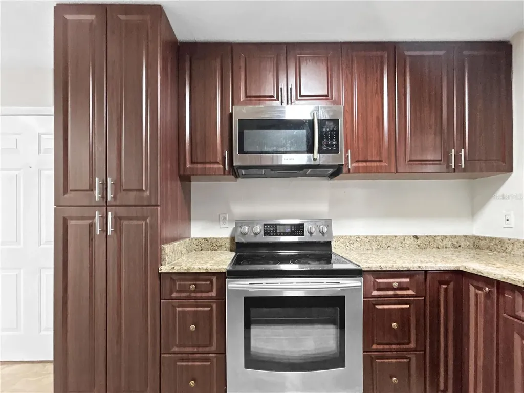 37502 Oakview Circle Dade City FL 33523