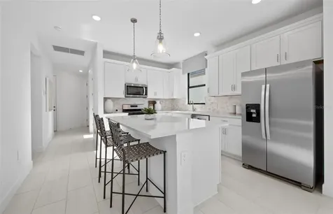 4723 Gardner Street Bradenton FL 34210