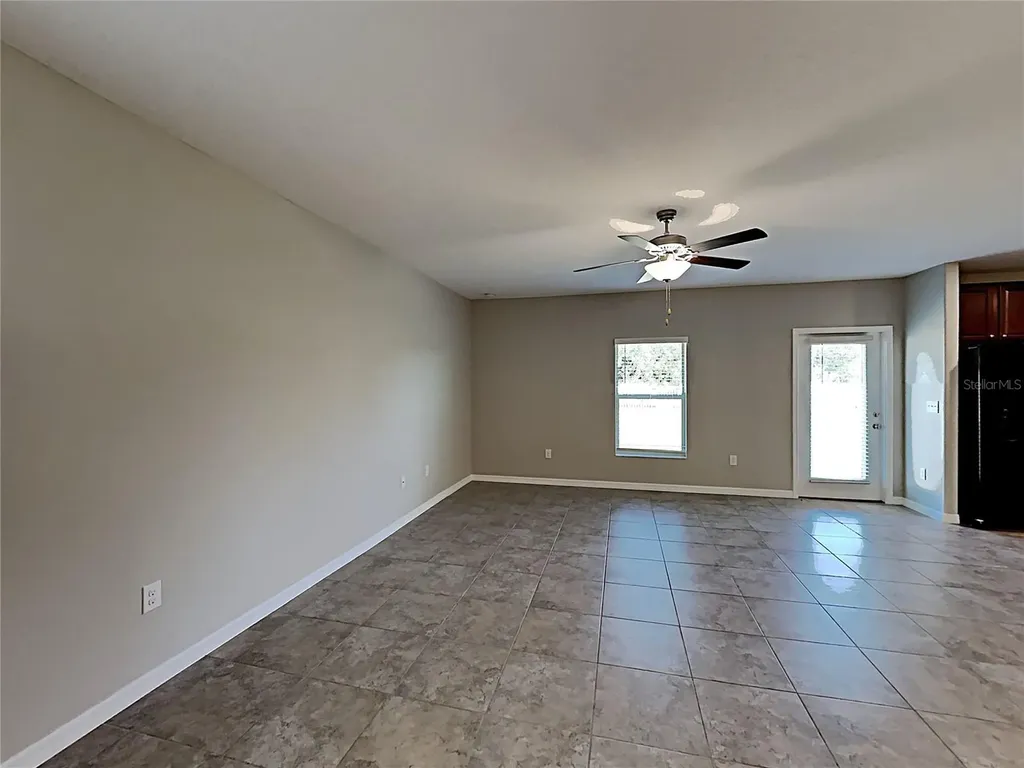 5125 White Chicory Drive Ruskin FL 33570
