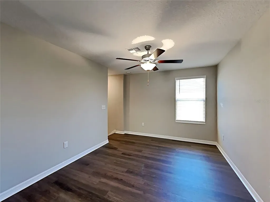 5125 White Chicory Drive Ruskin FL 33570