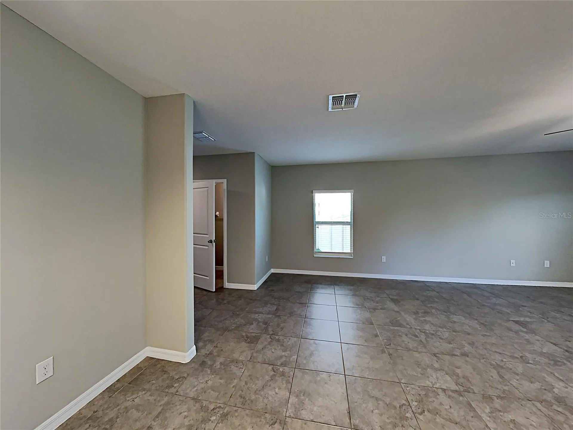 5125 White Chicory Drive Ruskin FL 33570