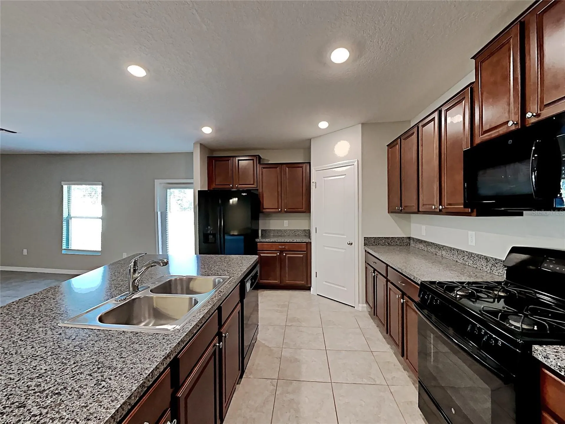 5125 White Chicory Drive Ruskin FL 33570