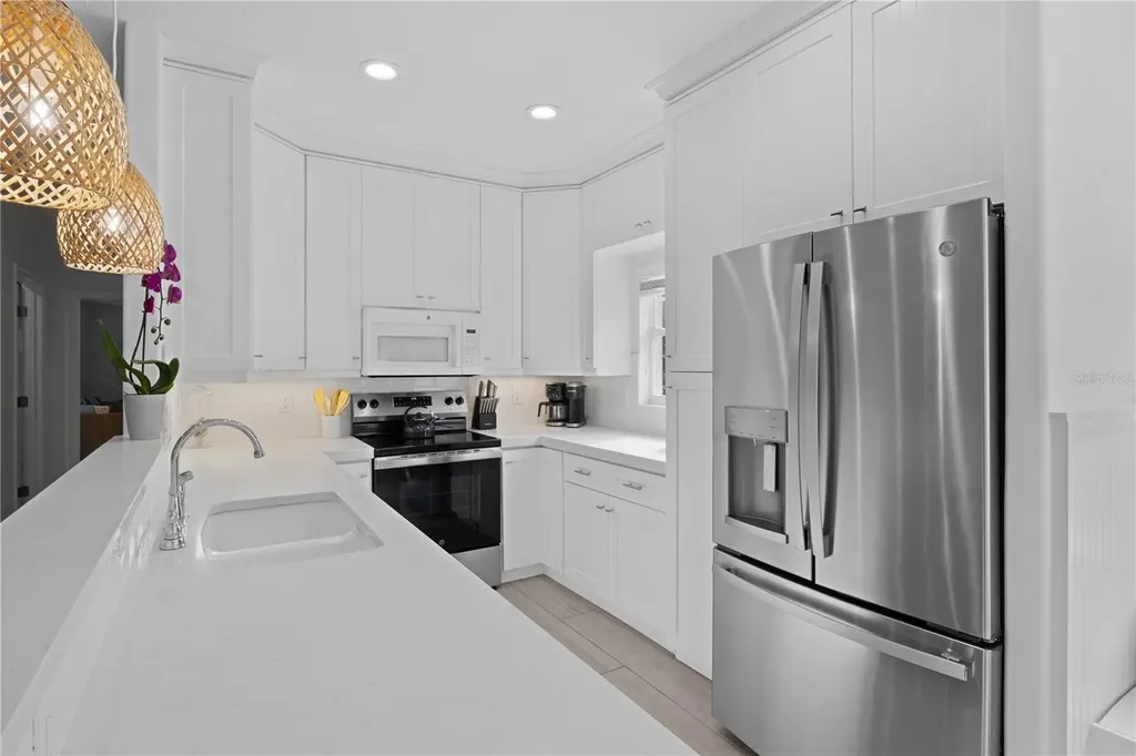 307 Spring Avenue Anna Maria FL 34216