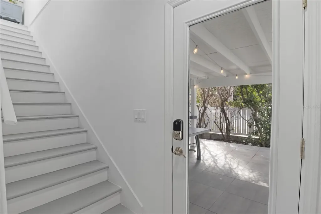 307 Spring Avenue Anna Maria FL 34216