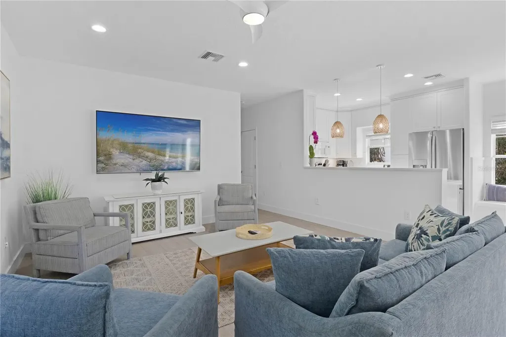 307 Spring Avenue Anna Maria FL 34216