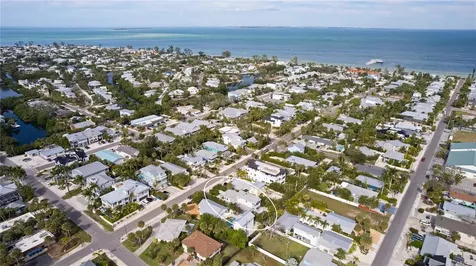 307 Spring Avenue Anna Maria FL 34216