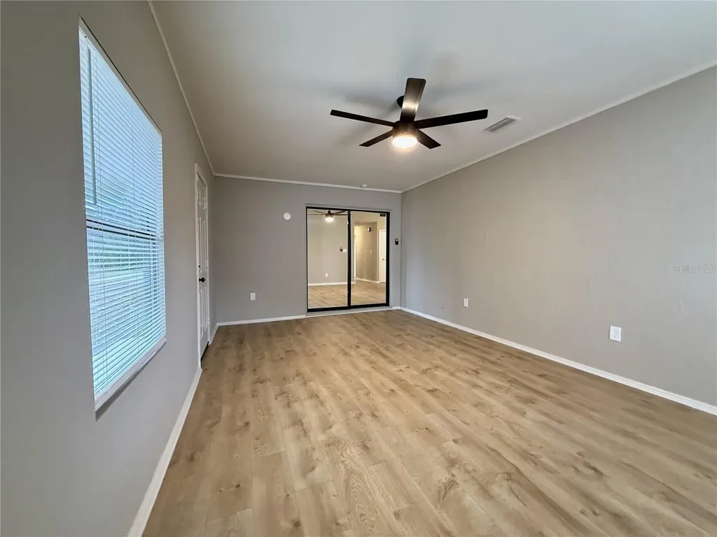 5335 Hyde Park Avenue Orlando FL 32808