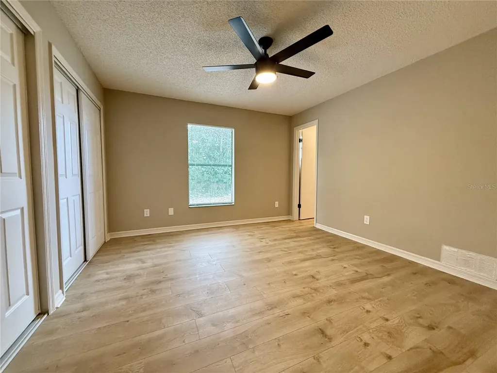 5335 Hyde Park Avenue Orlando FL 32808