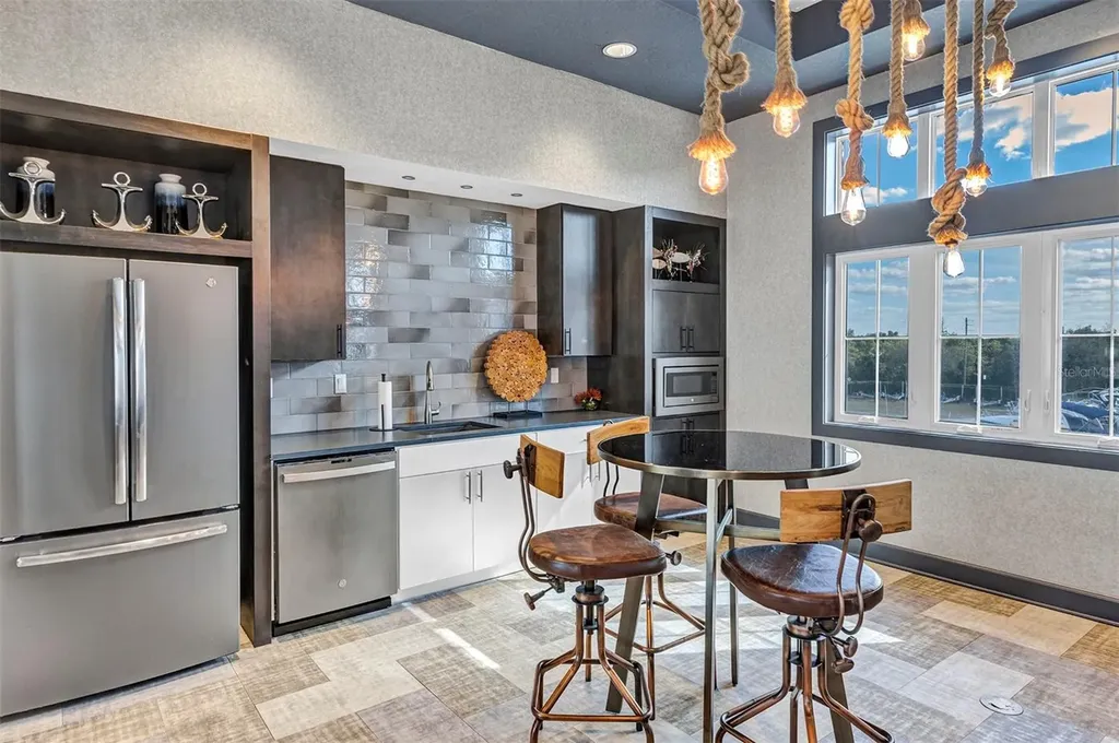 1115 Seagrape Drive Ruskin FL 33570