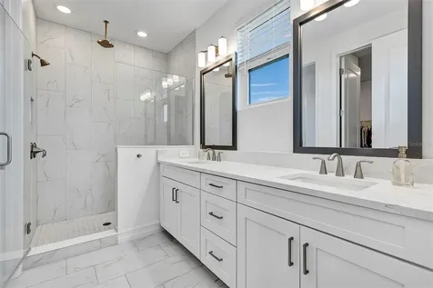 1115 Seagrape Drive Ruskin FL 33570