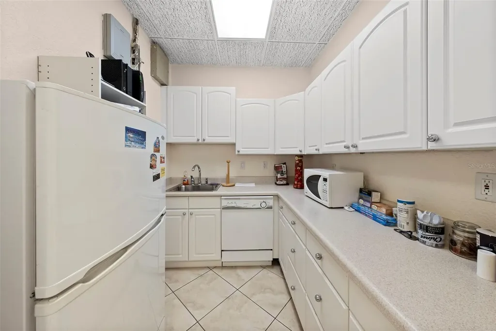 611 Druid Road E Clearwater FL 33756