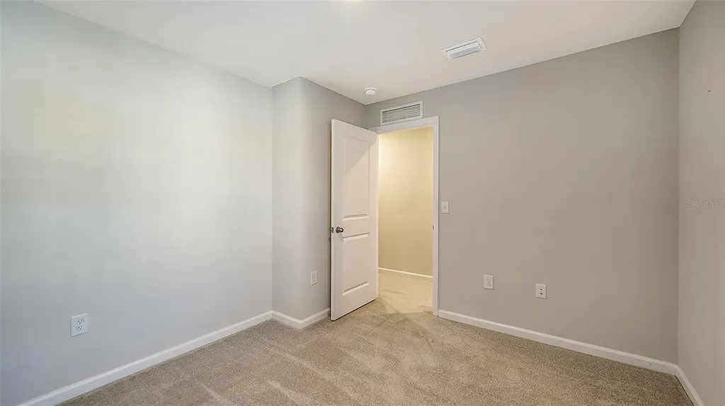 14244 Crimson Avenue Bradenton FL 34211