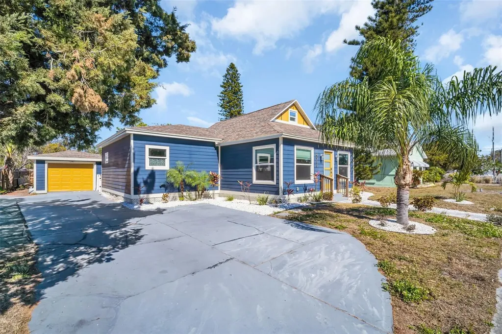 4933 Newton Avenue S Gulfport FL 33707