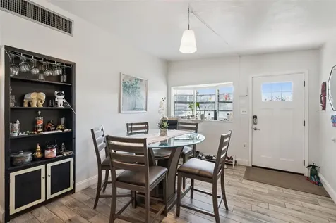 201 W Pierce Avenue Orlando FL 32809
