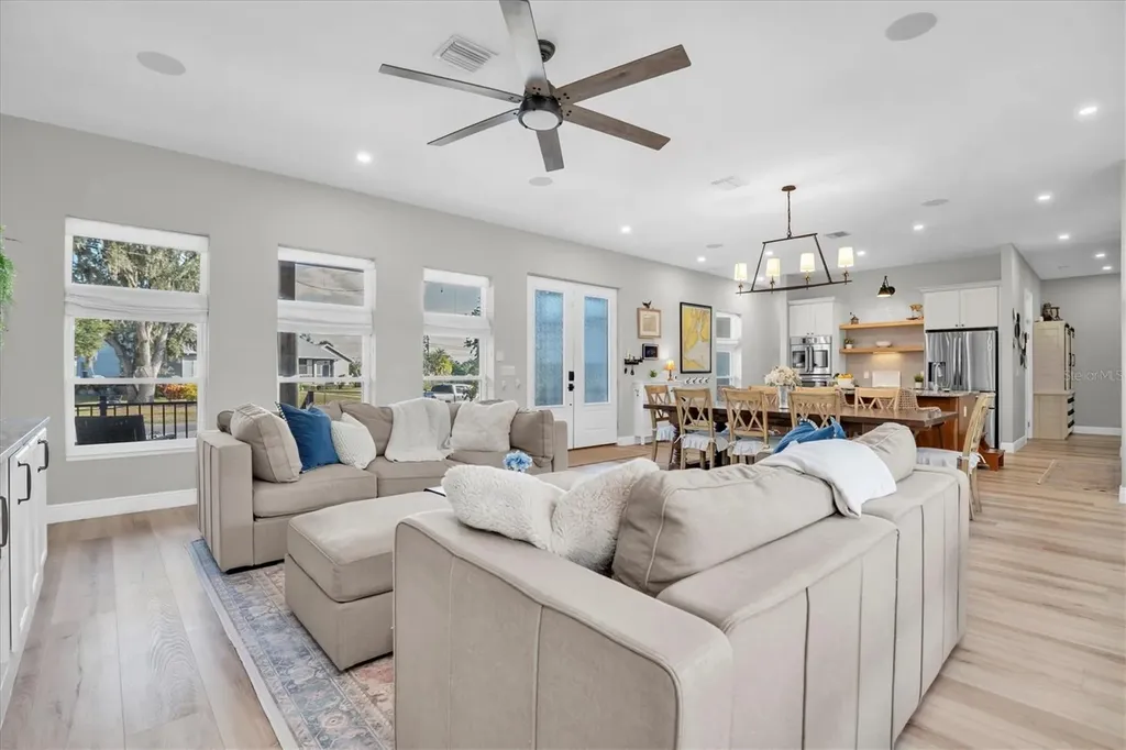 1605 Center Road Terra Ceia FL 34250