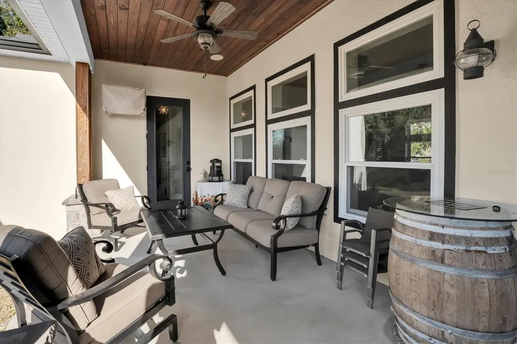 1605 Center Road Terra Ceia FL 34250