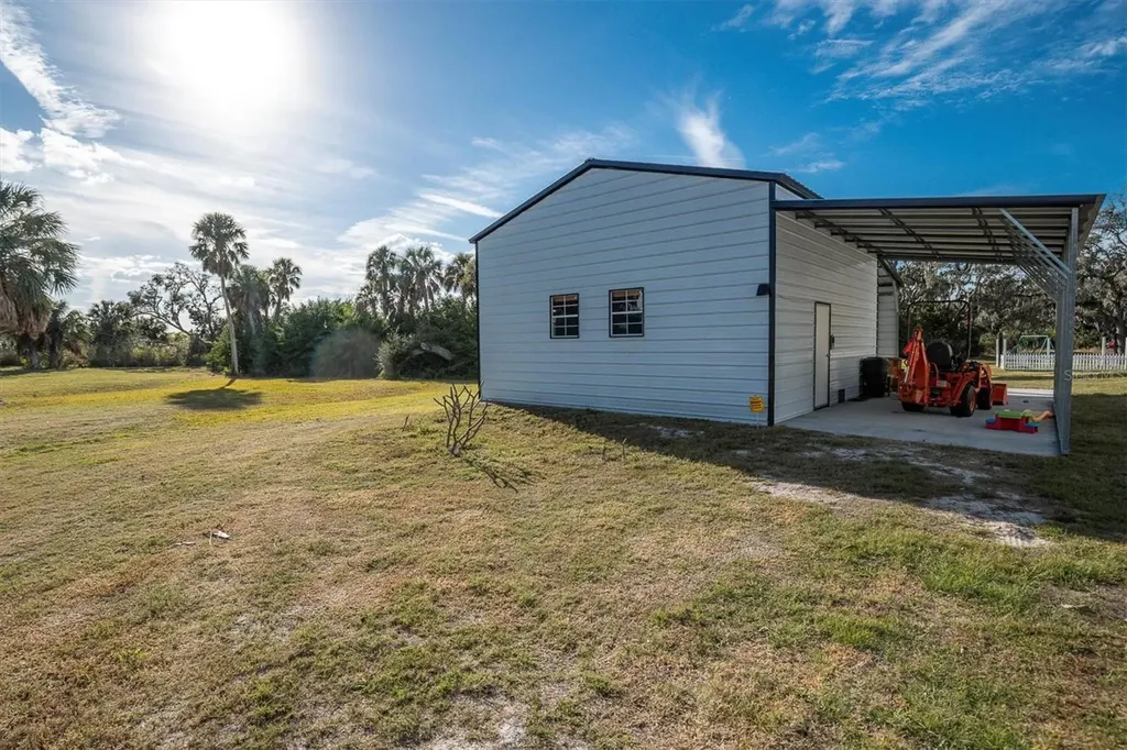 1605 Center Road Terra Ceia FL 34250