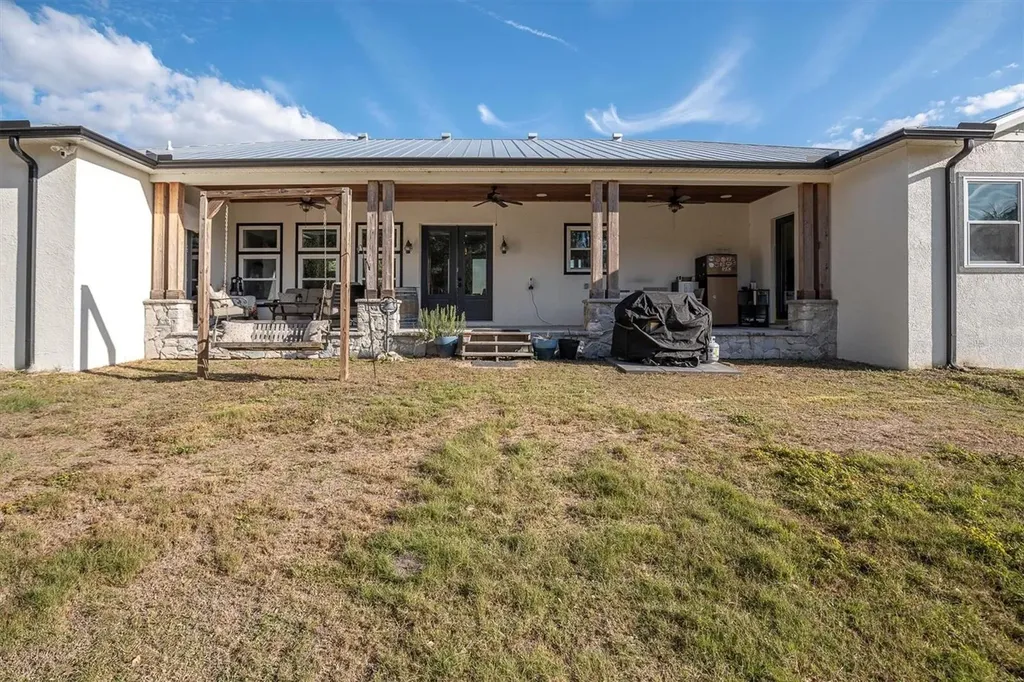 1605 Center Road Terra Ceia FL 34250