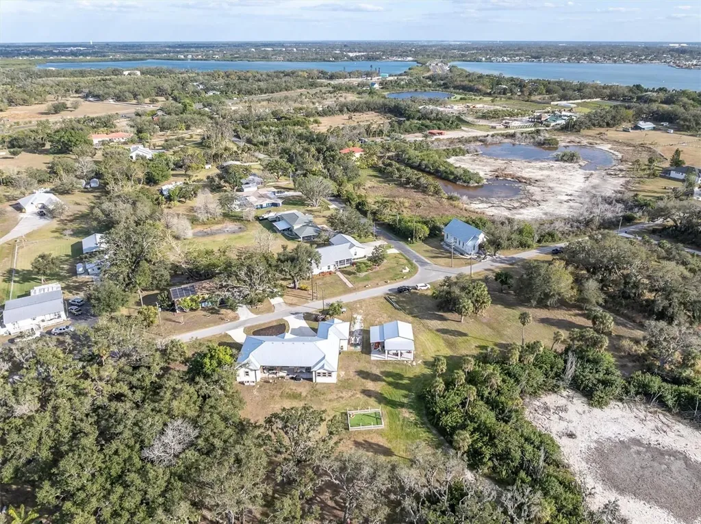 1605 Center Road Terra Ceia FL 34250