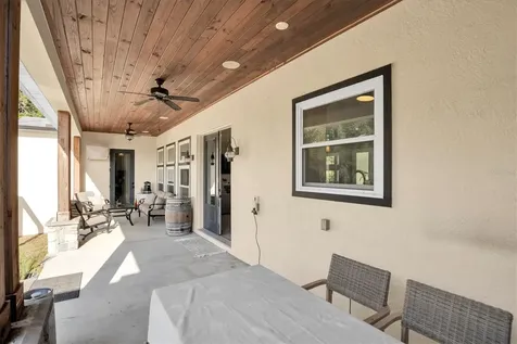 1605 Center Road Terra Ceia FL 34250