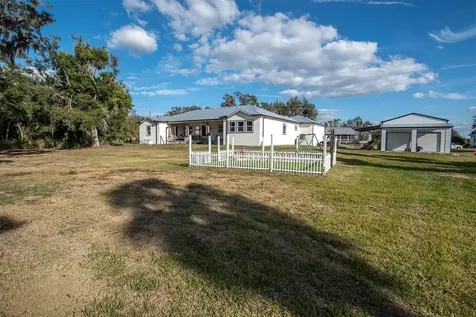 1605 Center Road Terra Ceia FL 34250