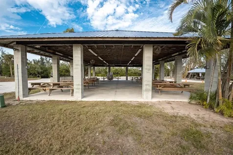 1605 Center Road Terra Ceia FL 34250