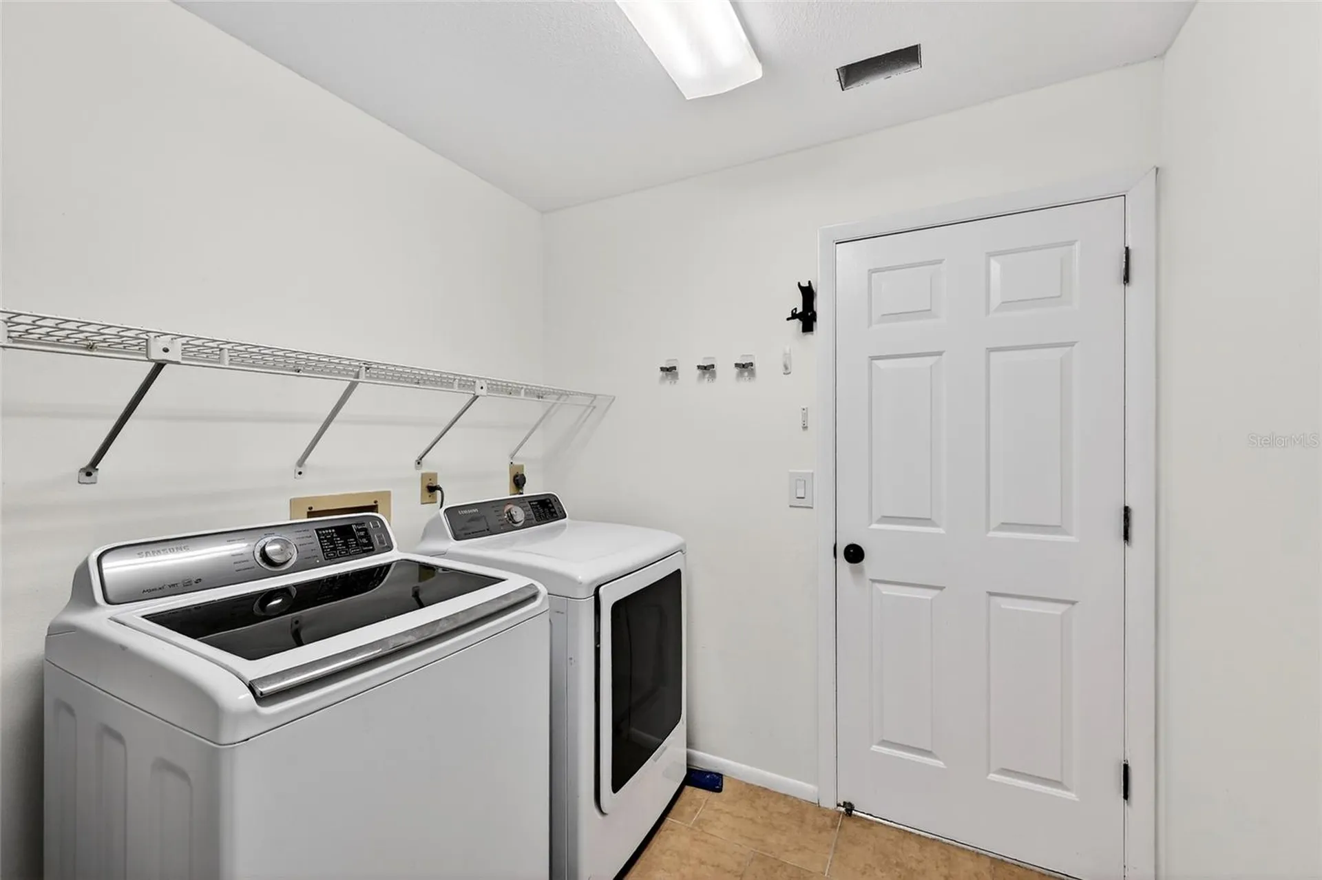 5424 America Drive Sarasota FL 34231