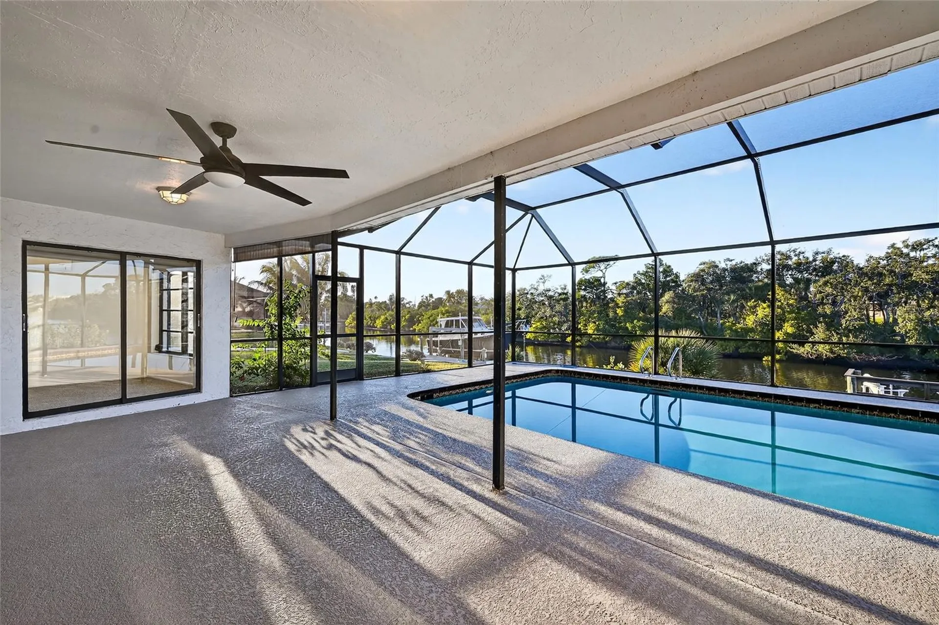 5424 America Drive Sarasota FL 34231