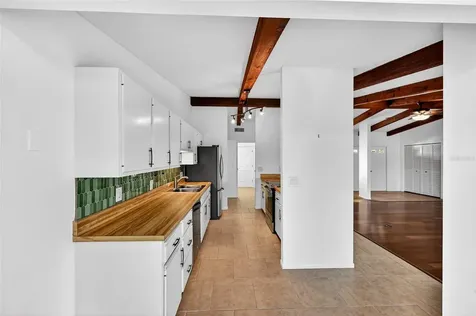 5424 America Drive Sarasota FL 34231