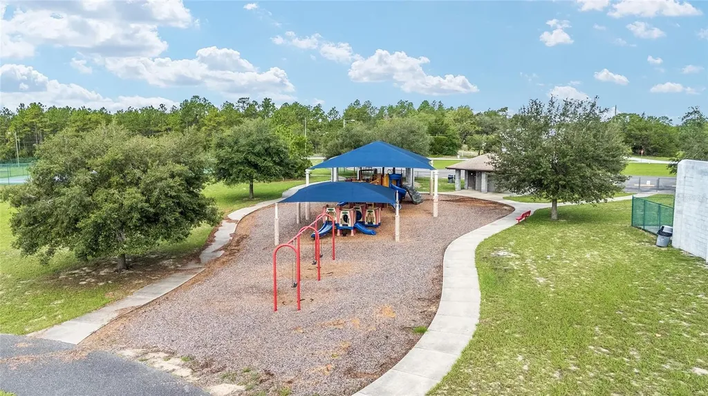1922 SW Little Cliffs Drive Dunnellon FL 34431