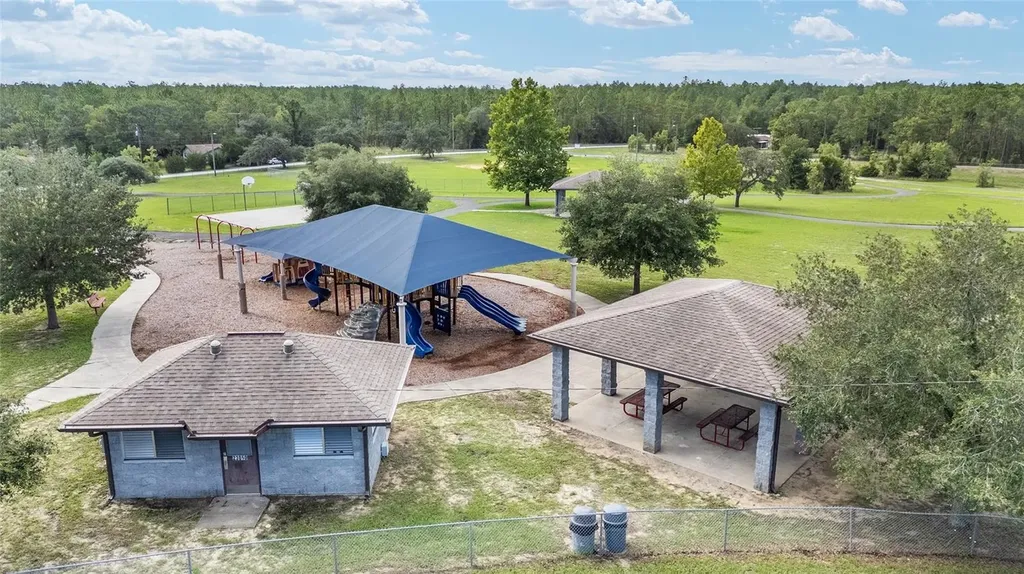 1922 SW Little Cliffs Drive Dunnellon FL 34431