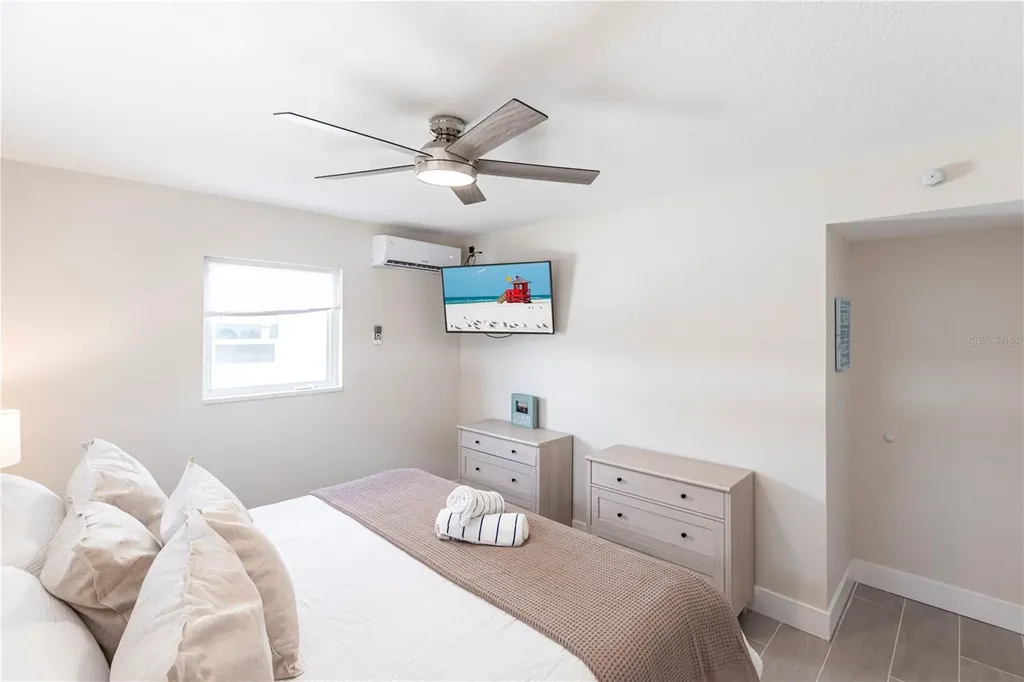 6020 Midnight Pass Road Sarasota FL 34242
