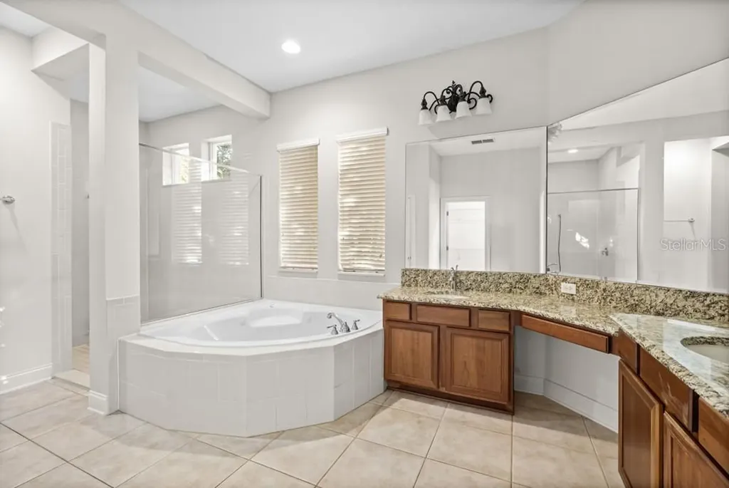 25515 Hawks Run Lane Sorrento FL 32776