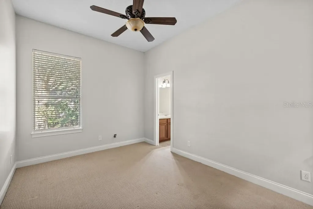 25515 Hawks Run Lane Sorrento FL 32776
