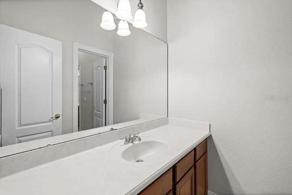 25515 Hawks Run Lane Sorrento FL 32776