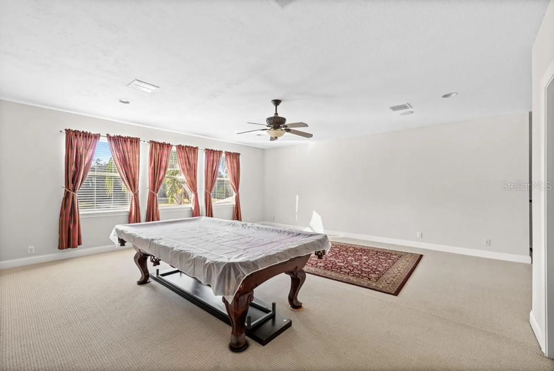 25515 Hawks Run Lane Sorrento FL 32776