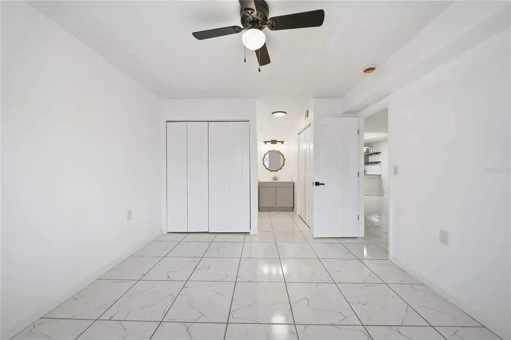 39132 County Road 54 Zephyrhills FL 33542