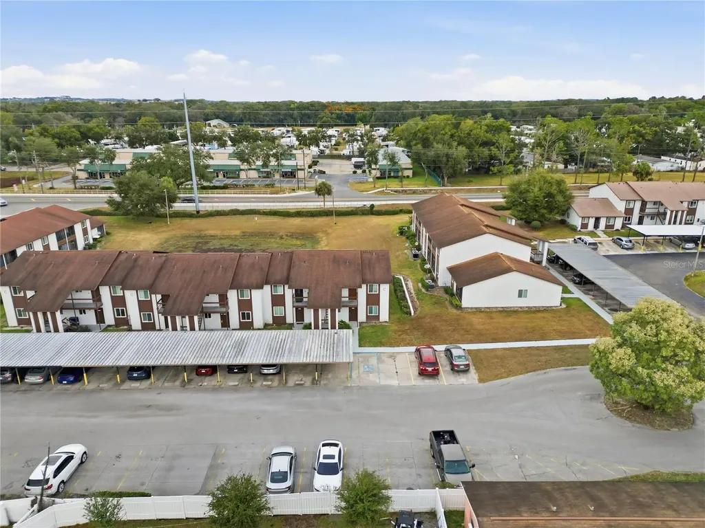 39132 County Road 54 Zephyrhills FL 33542